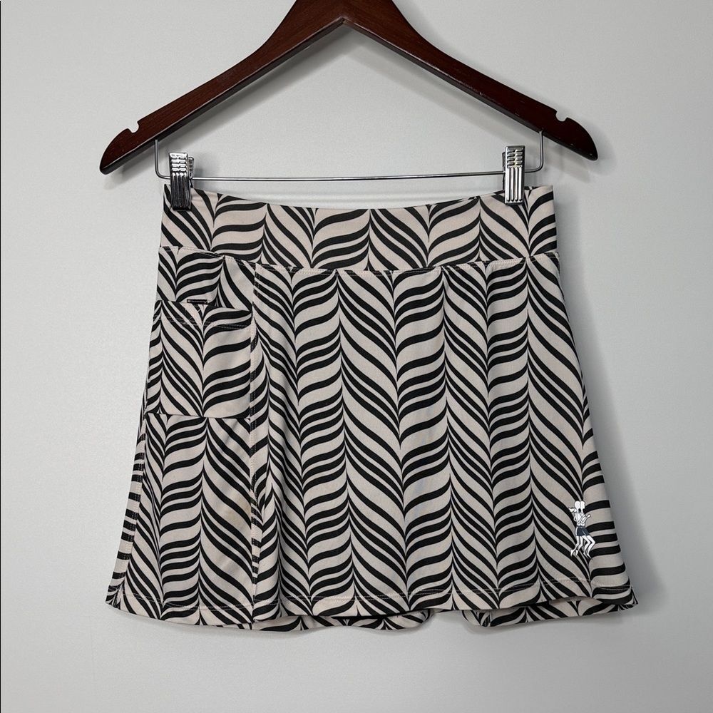 Running Skirts Black and White Candystripe Mini Athletic Skort Size 2